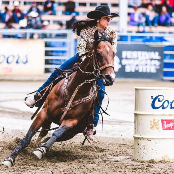 Meet your Posher, Tania - Picture 1 of 1